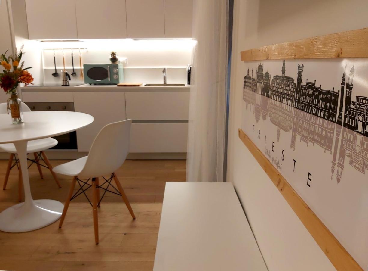 La Casa Di Adele - Your Home In Триест Экстерьер фото