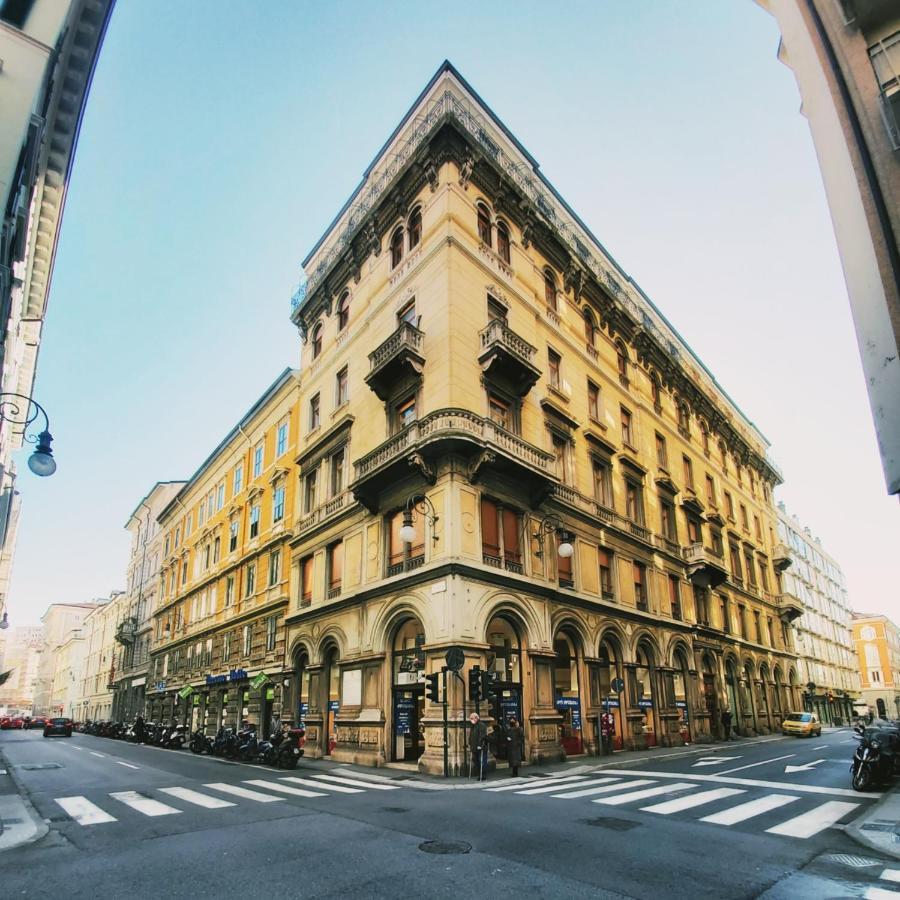 La Casa Di Adele - Your Home In Триест Экстерьер фото